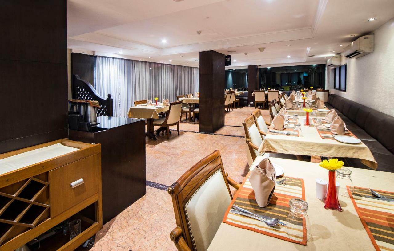 Hotel Bawa International Bombay Esterno foto